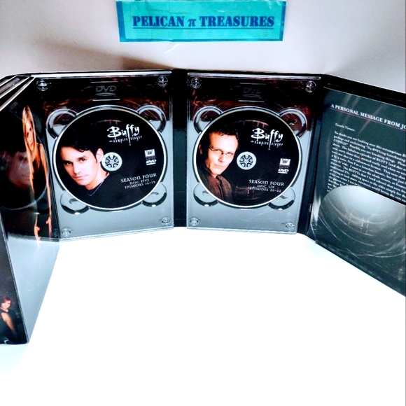 Buffy the Vampire Slayer The Complete Fourth Season - Picture 6 of 9